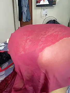 wildsakhi online show from 10/19/25, 12:39