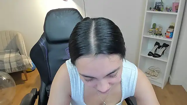  BellaEvans  online show from 05/04/26, 04:41