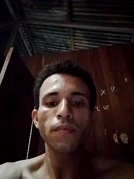 Snapshot of jhonmenas14 chatting on 10/22/25, 02:34 jhonmenas14 online show from 10/22/25, 02:34