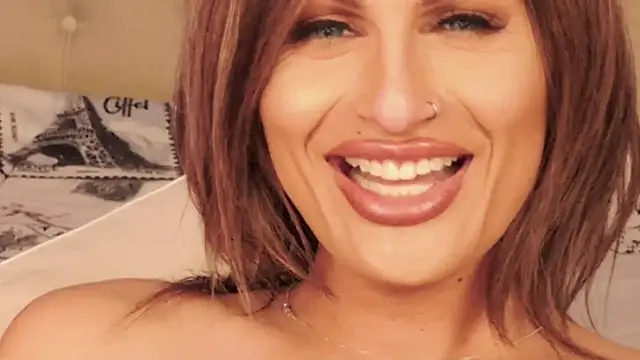 xprettysmilex online show from 12/24/24, 12:11