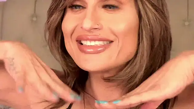 xprettysmilex online show from 01/15/25, 09:09