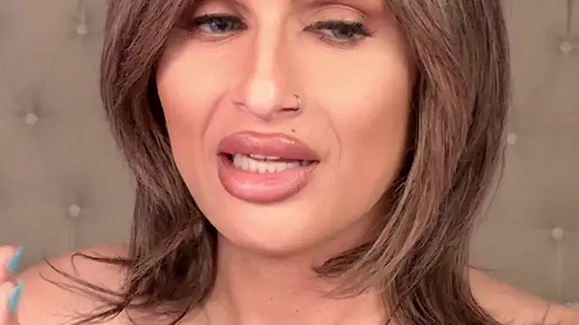 xprettysmilex online show from 01/17/25, 01:36