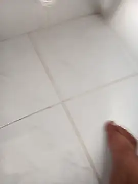 Snapshot of lobomisterioso13 chatting on 10/27/25, 10:30 lobomisterioso13 online show from 10/27/25, 10:30