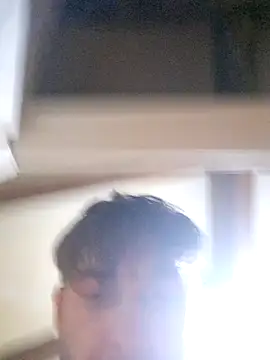 Snapshot of Chaooss1 chatting on 12/21/25, 03:24 Chaooss1 online show from 12/21/25, 03:24