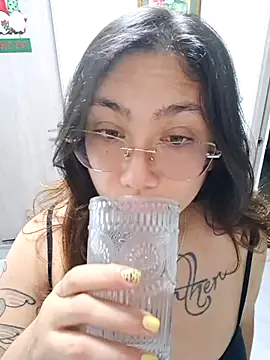 Snapshot of Mia_Ruiz chatting on 11/27/25, 03:19 Mia Ruiz online show from 11/27/25, 03:19