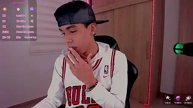 aldrinwhite online show from 01/27/25, 03:18