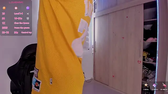 aldrinwhite online show from 03/07/25, 03:18