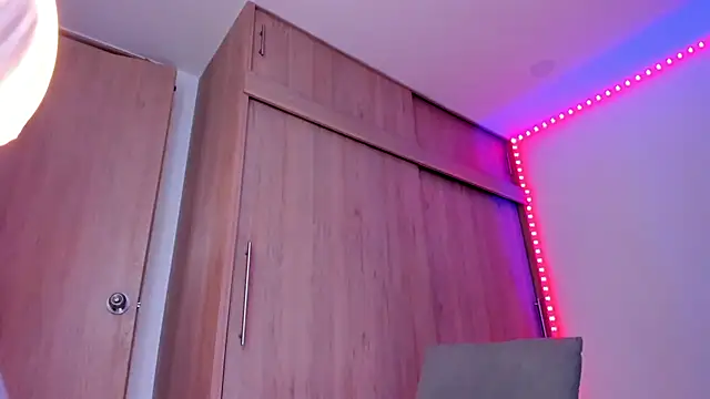 aldrinwhite online show from 02/05/26, 05:39