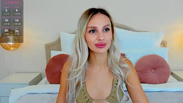 MissLoou online show from 09/15/25, 05:18