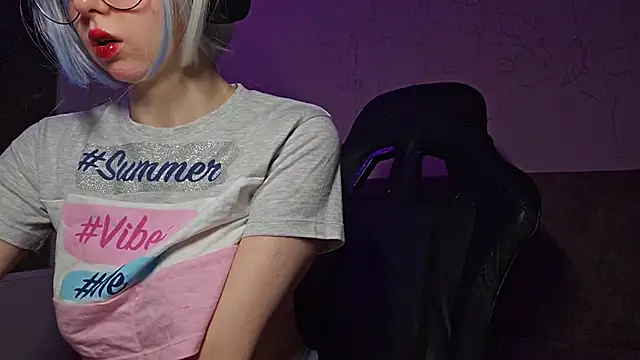 Snapshot of DanaWard chatting on 02/18/25, 09:53 DanaWard online show from 02/18/25, 09:53