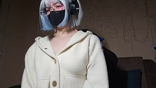 Snapshot of DanaWard chatting on 09/29/25, 10:14 DanaWard online show from 09/29/25, 10:14