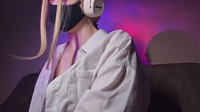 DanaWard online show from 02/15/26, 10:17