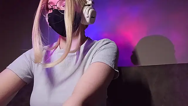 DanaWard online show from 03/04/26, 10:38