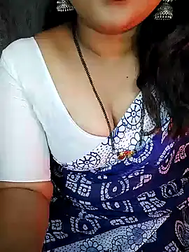 Snapshot of Bangalore_sexy_69 chatting on 02/07/25, 05:29 Bangalore sexy 69 online show from 02/07/25, 05:29