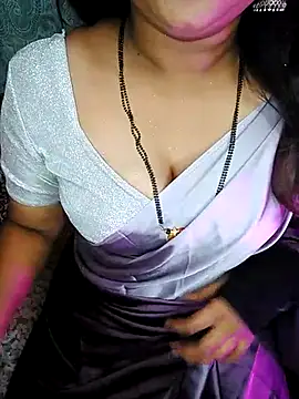 Snapshot of Bangalore_sexy_69 chatting on 02/10/25, 04:36 Bangalore sexy 69 online show from 02/10/25, 04:36