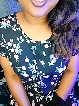 Snapshot of Bangalore_sexy_69 chatting on 02/18/25, 09:10 Bangalore sexy 69 online show from 02/18/25, 09:10