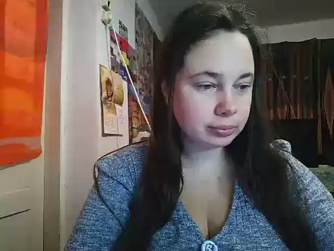 Cora Maro online show from 11/11/25, 04:56