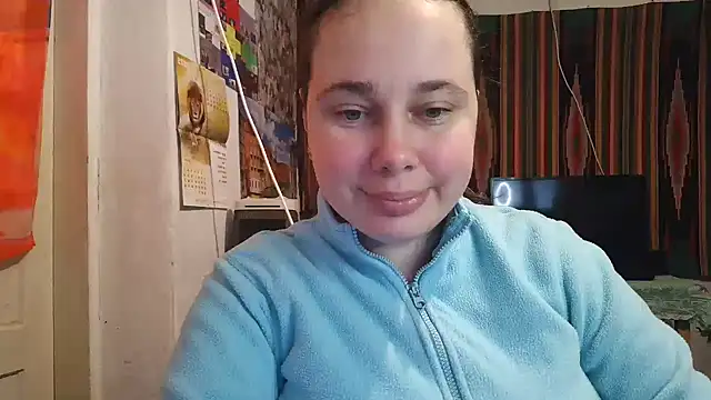 Cora Maro online show from 12/18/25, 10:43