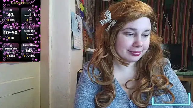 Snapshot of Cora_Maro chatting on 04/20/26, 10:51 Cora Maro online show from 04/20/26, 10:51