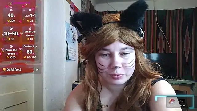 Snapshot of Cora_Maro chatting on 04/24/26, 01:02 Cora Maro online show from 04/24/26, 01:02