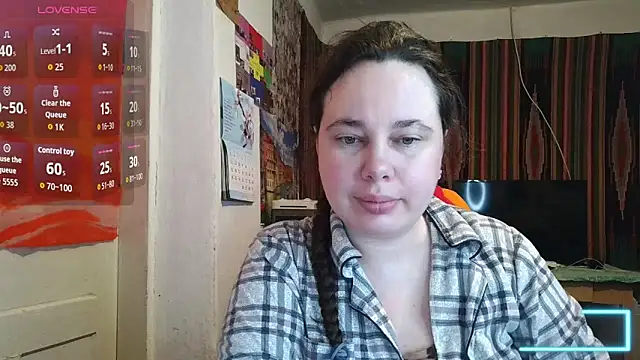 Snapshot of Cora_Maro chatting on 04/25/26, 10:18 Cora Maro online show from 04/25/26, 10:18