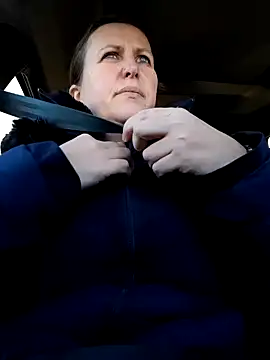 Angelacoquine online show from 12/20/24, 09:11