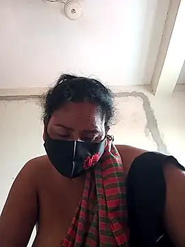 Snapshot of Neha-Roy chatting on 05/13/26, 05:05 Neha-Roy online show from 05/13/26, 05:05
