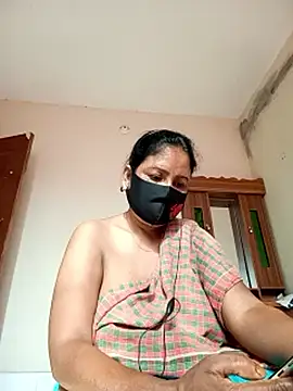 Snapshot of Neha-Roy chatting on 05/16/26, 10:36 Neha-Roy online show from 05/16/26, 10:36