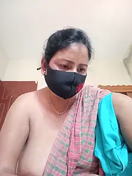 Snapshot of Neha-Roy chatting on 06/01/26, 04:58 Neha-Roy online show from 06/01/26, 04:58