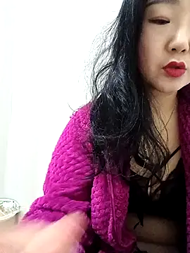 Snapshot of AHL756 chatting on 02/06/25, 01:21 AHL756 online show from 02/06/25, 01:21