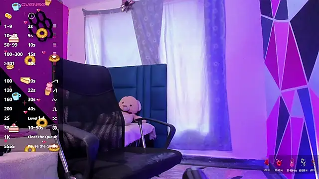 charolbruce 1 online show from 01/30/25, 06:43