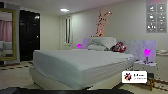 charolbruce 1 online show from 02/17/26, 11:40