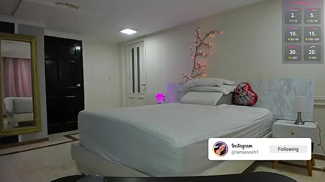 charolbruce 1 online show from 02/21/26, 11:55