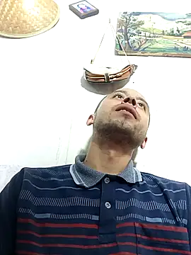 Snapshot of Mich_Stev9524 chatting on 11/29/25, 10:35 Mich Stev9524 online show from 11/29/25, 10:35