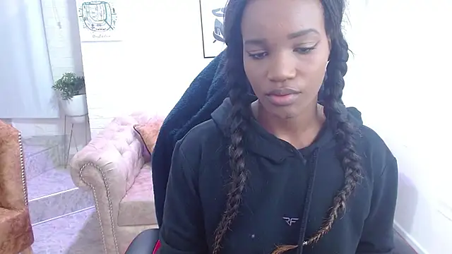 cattalheya online show from 10/28/25, 12:41