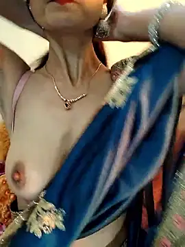 Snapshot of indian_yourshreya69 chatting on 01/18/26, 04:00 indian yourshreya69 online show from 01/18/26, 04:00