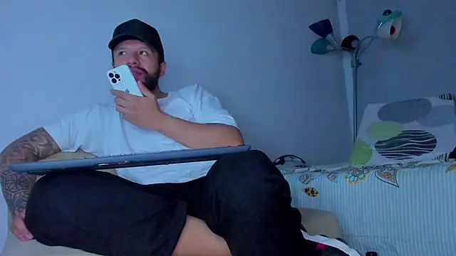 ToonyDee online show from 03/23/25, 05:10