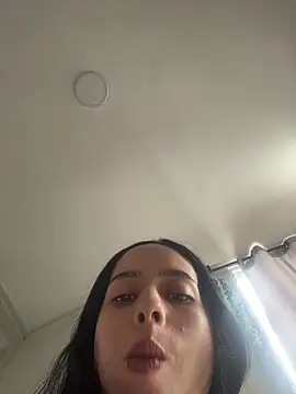 Snapshot of salome-brown chatting on 06/16/26, 02:09 salome-brown online show from 06/16/26, 02:09