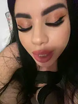 Snapshot of Ameliablack_1 chatting on 12/18/24, 04:31 Ameliablack 1 online show from 12/18/24, 04:31