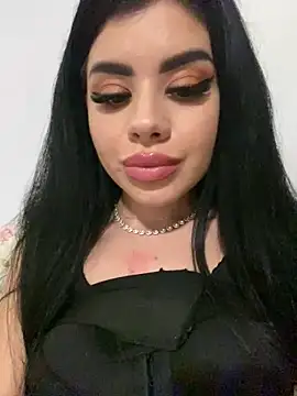 Snapshot of Ameliablack_1 chatting on 12/21/24, 03:03 Ameliablack 1 online show from 12/21/24, 03:03