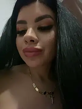 Snapshot of Ameliablack_1 chatting on 02/06/25, 02:11 Ameliablack 1 online show from 02/06/25, 02:11