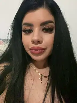 Snapshot of Ameliablack_1 chatting on 02/11/25, 11:33 Ameliablack 1 online show from 02/11/25, 11:33