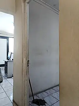 Snapshot of SexyHipsStar chatting on 10/09/25, 08:34 SexyHipsStar online show from 10/09/25, 08:34