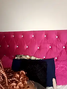 Snapshot of SexyHipsStar chatting on 11/23/25, 09:47 SexyHipsStar online show from 11/23/25, 09:47