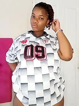 Snapshot of SexyHipsStar chatting on 11/24/25, 02:06 SexyHipsStar online show from 11/24/25, 02:06