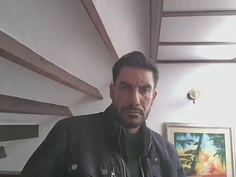 Snapshot of elkike1980 chatting on 04/13/26, 04:01 elkike1980 online show from 04/13/26, 04:01