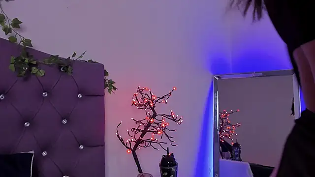 Nyx nayla online show from 12/05/24, 12:55