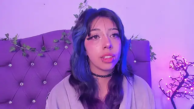 Nyx nayla online show from 12/09/24, 03:22