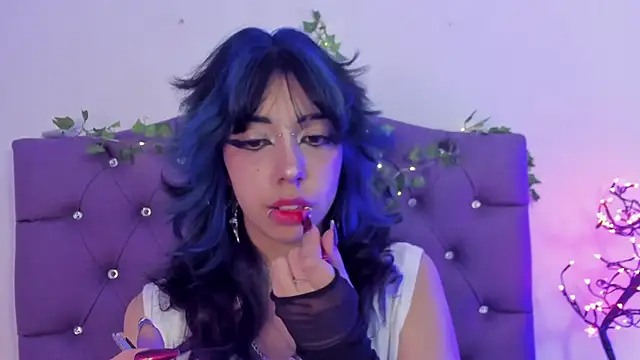 Nyx nayla online show from 12/11/24, 08:39