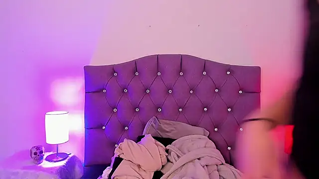 Nyx nayla online show from 01/05/25, 08:31